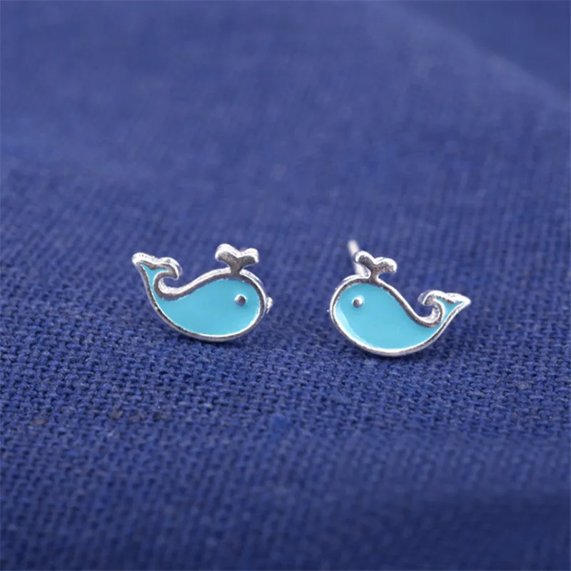 Korean Style Girls Students Sisters Jewelry Gift Cute Earrings Women Blue Drop Glaze Whale Design Birthday Niche Stud Earrings 
Korean Style Girls Students Sisters Jewelry Gift Cute Earrings Women Blue Drop Glaze Whale Design Birthday Niche Stud Earrings