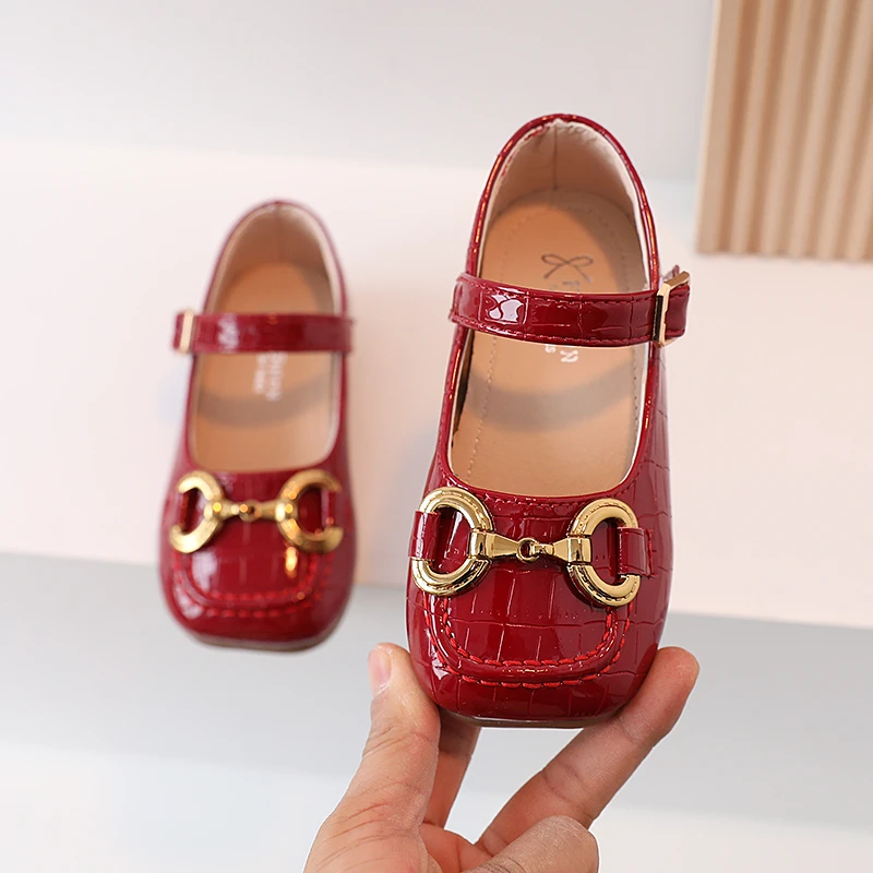 Fashion Bow Children's Princess Students Performance Leather Shoes Kids Girls Party Wedding Dress Shoes Sole Moccasins
Fashion Bow Children's Princess Students Performance Leather Shoes Kids Girls Party Wedding Dress Shoes Sole Moccasins