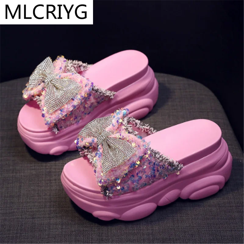 2021 Summer Platform Women Sandals Fashion Bow-knot Casual Outdoor Comfortable Sandals Sequins Open Toe Slipper Shoes for Woman
2021 Summer Platform Women Sandals Fashion Bow-knot Casual Outdoor Comfortable Sandals Sequins Open Toe Slipper Shoes for Woman