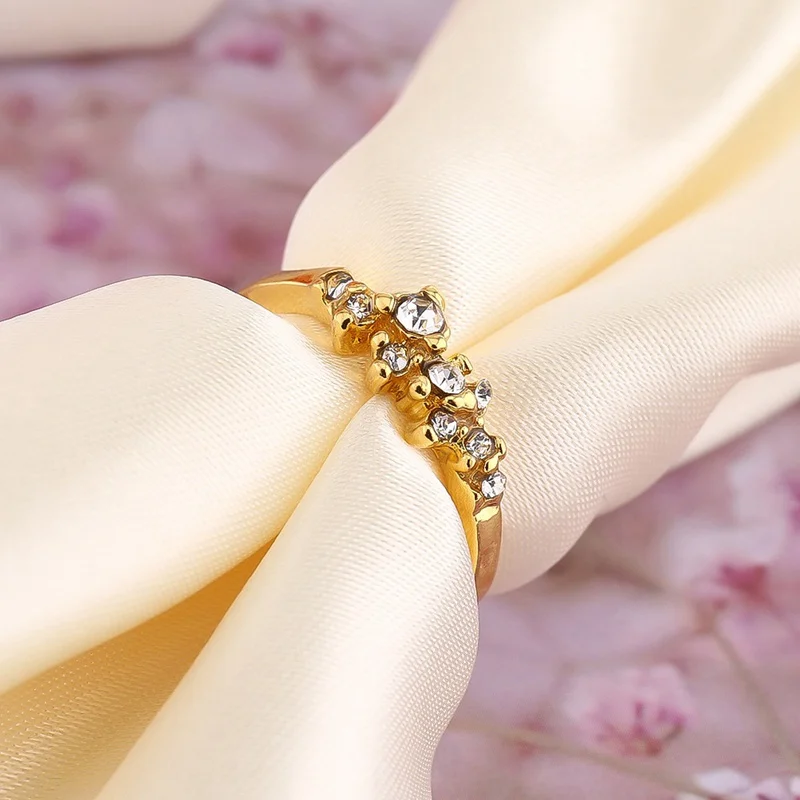 New Fashion Weave Crystal Rings For Women / Color Female Ring Party Jewelry Wholesale 2 Colors 5 Size 1pc
New Fashion Weave Crystal Rings For Women / Color Female Ring Party Jewelry Wholesale 2 Colors 5 Size 1pc