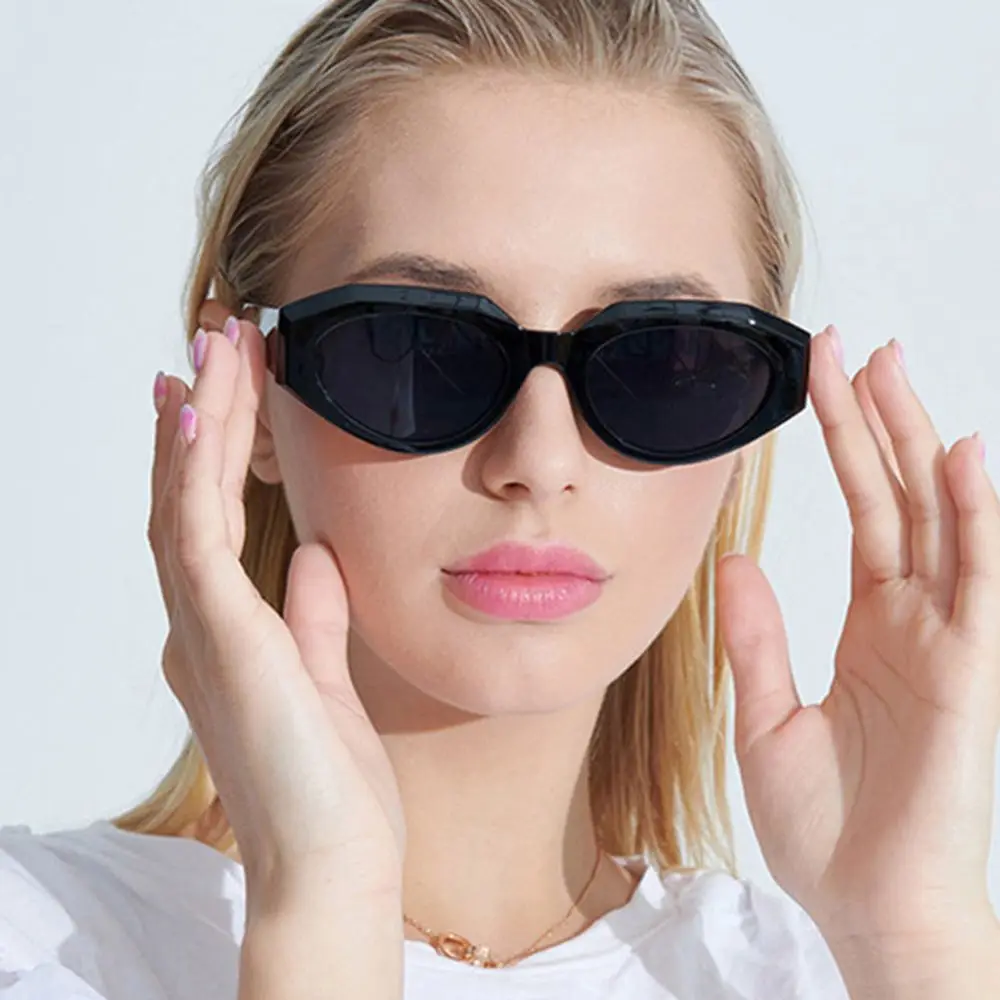WOENFEL Cute Fashion Sunglasses Vintage Retro Sun Glasses Women Designer Luxury Brand Jelly Color Small Frame Travel Eyewear
WOENFEL Cute Fashion Sunglasses Vintage Retro Sun Glasses Women Designer Luxury Brand Jelly Color Small Frame Travel Eyewear
