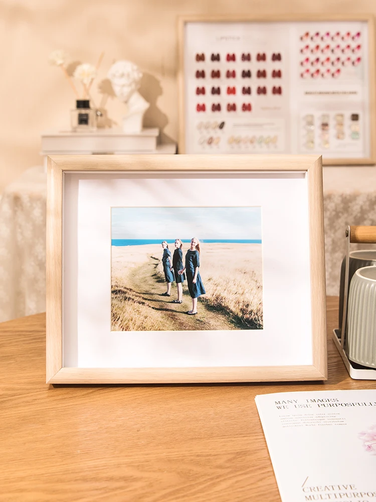 Modern Nordic Photo Frame Picture Holder Painting Wall Art Photo Frame Personalized Gift Marcos Para Fotos Home Decoration DG50X
Modern Nordic Photo Frame Picture Holder Painting Wall Art Photo Frame Personalized Gift Marcos Para Fotos Home Decoration DG50X