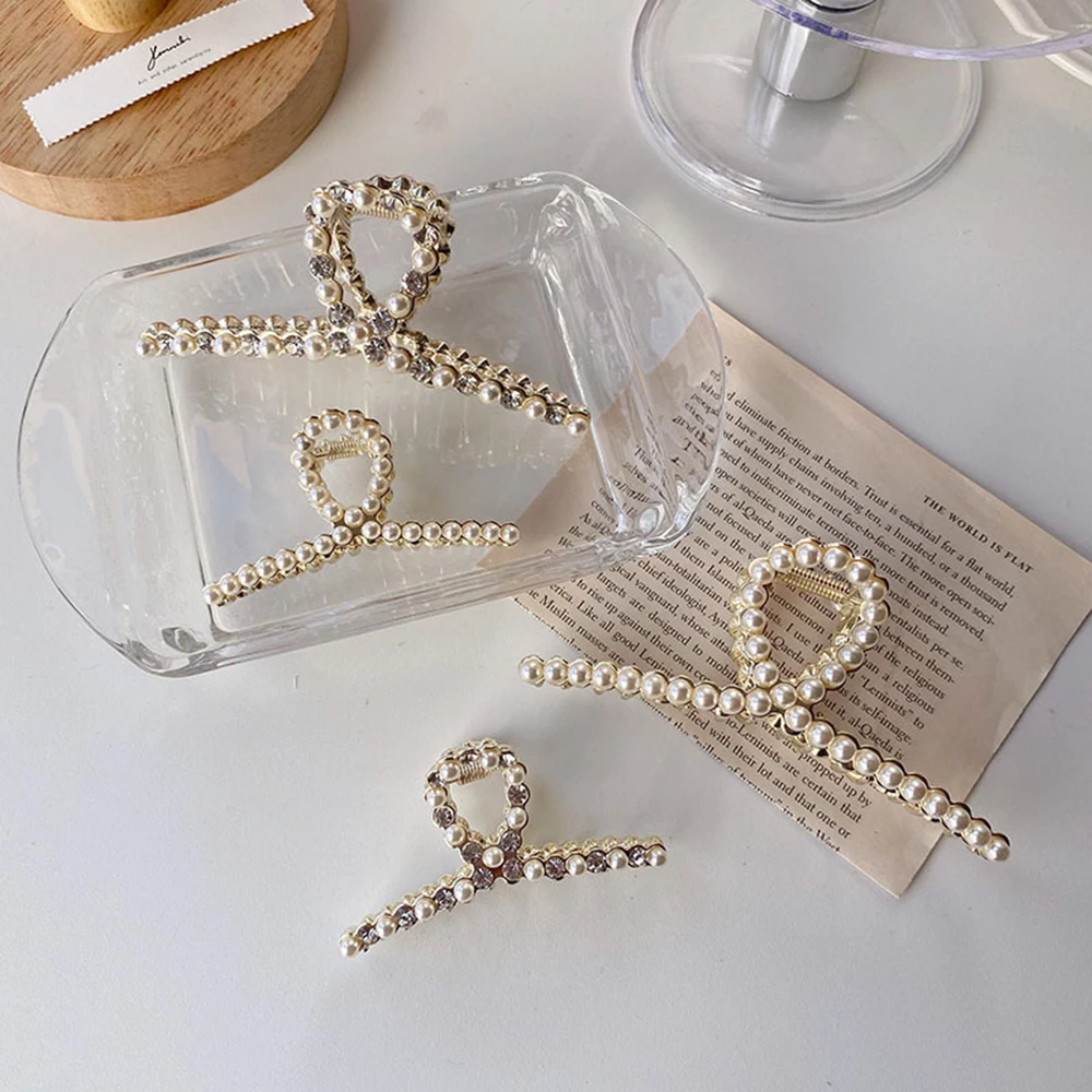 1pc Korea Elegant Crystal Pearl Women Hair Claws Hairpin Crab Metal Geometric Hair Clips Metal Cold Style Hairpin
1pc Korea Elegant Crystal Pearl Women Hair Claws Hairpin Crab Metal Geometric Hair Clips Metal Cold Style Hairpin