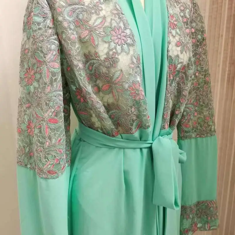 2021Muslim Fashion Oversize Middle East Embroidery Green Pakistan Women's Robe With Belt Modest Dress Dubai Abaya Islamic
2021Muslim Fashion Oversize Middle East Embroidery Green Pakistan Women's Robe With Belt Modest Dress Dubai Abaya Islamic