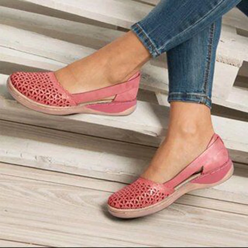 Women Wedges Sandals Hollow Out PU Vintage Woman Shoes Slip On Casual Sewing Ladies Sandal Female Plus Size Summer
Women Wedges Sandals Hollow Out PU Vintage Woman Shoes Slip On Casual Sewing Ladies Sandal Female Plus Size Summer