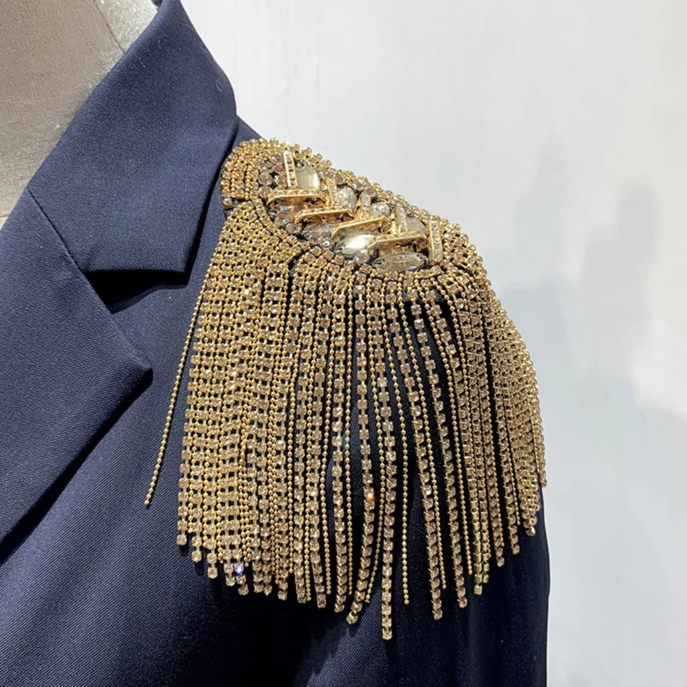 1PC Decorative Shoulder Pad Jewelry Tassel Rhinestones Gold Epaulettes Clothing Accessories Brooch Epaulet for Formal Suit Male
1PC Decorative Shoulder Pad Jewelry Tassel Rhinestones Gold Epaulettes Clothing Accessories Brooch Epaulet for Formal Suit Male