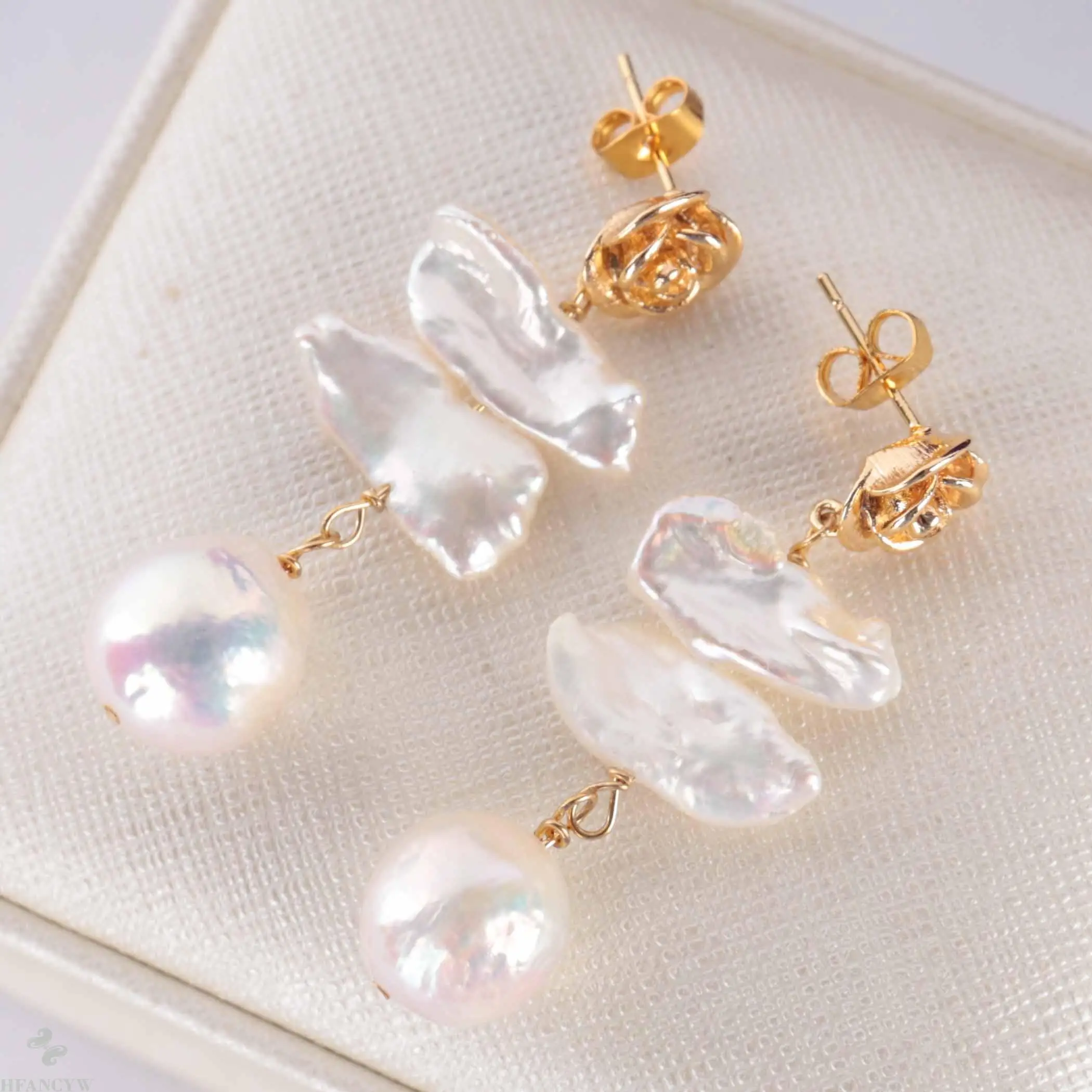 Серьги из натурального жемчуга в стиле барокко, 11-13 мм 
Серьги из натурального жемчуга в стиле барокко, 11-13 мм