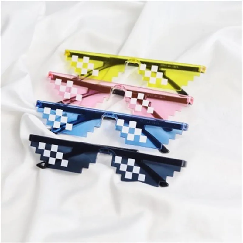 1pcs Mosaic Two-dimensional Animation Sunglasses Pixelated Funny Pixel Birthday Party Eyeglasses Unisex Gift Toy Decor Goggles
1pcs Mosaic Two-dimensional Animation Sunglasses Pixelated Funny Pixel Birthday Party Eyeglasses Unisex Gift Toy Decor Goggles