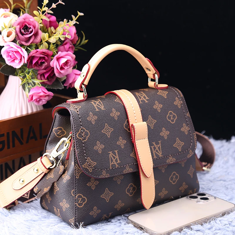 High Quality Leather 2021 New Fashion Retro Portable All-match Single Shoulder Messenger Bag Crossbody Bags for Women Purses Gg
High Quality Leather 2021 New Fashion Retro Portable All-match Single Shoulder Messenger Bag Crossbody Bags for Women Purses Gg