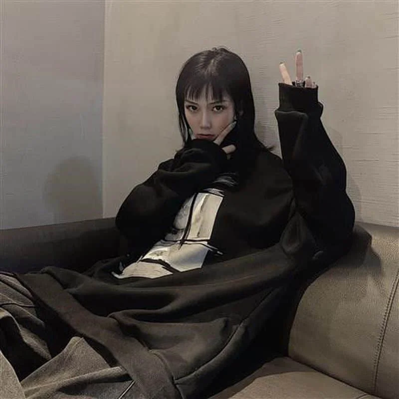 Sweatshirts Men And Women Fall And Winter Plus Velvet Thick Hooded Retro Dark Loose Hong Kong Style Female Students Clothes
Sweatshirts Men And Women Fall And Winter Plus Velvet Thick Hooded Retro Dark Loose Hong Kong Style Female Students Clothes