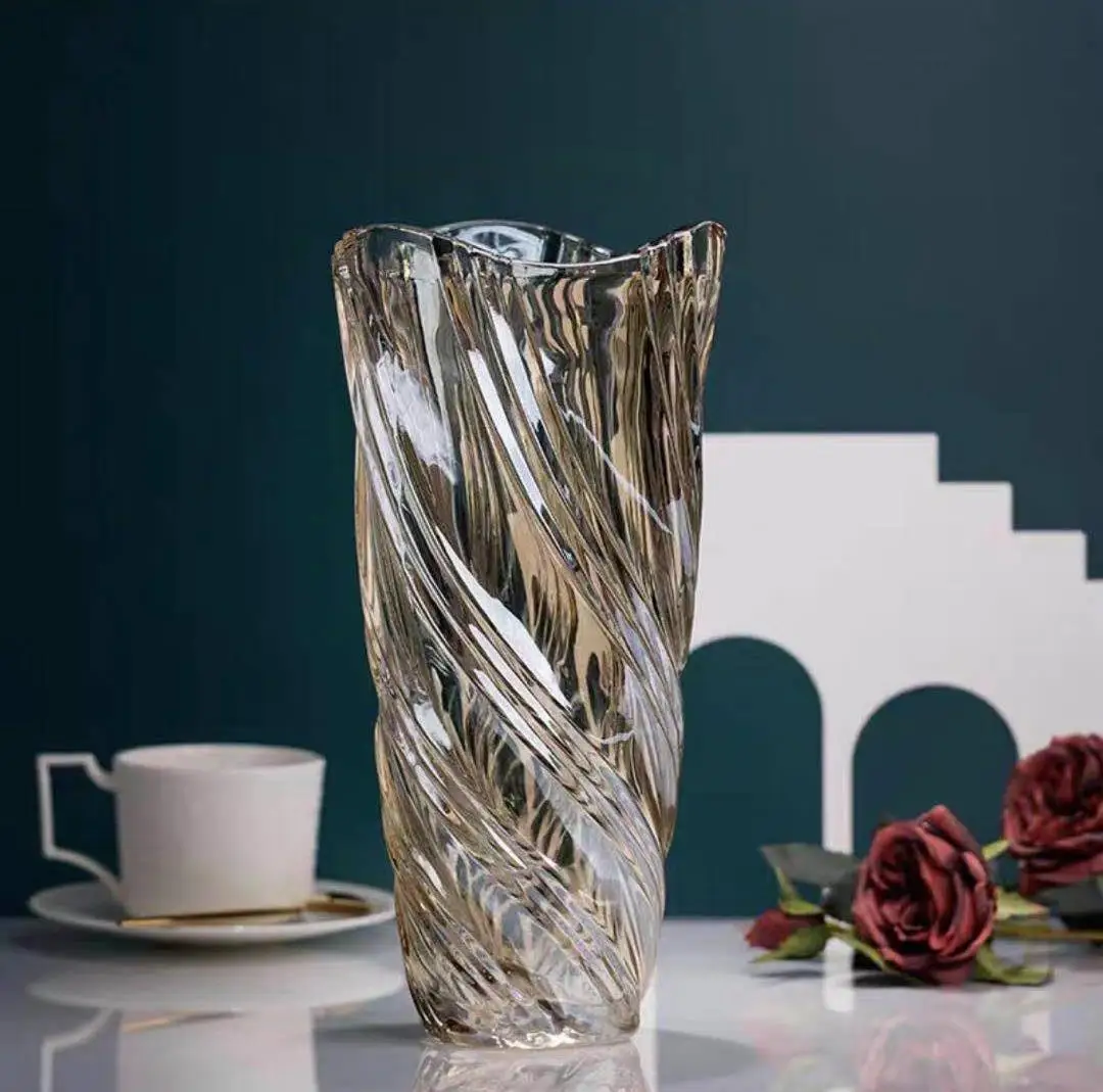 Light Luxury Golden Glaze Crystal Glass Vase Living Room Dining Table Flower Arrangement High End Streamer Crafts Ornaments
Light Luxury Golden Glaze Crystal Glass Vase Living Room Dining Table Flower Arrangement High End Streamer Crafts Ornaments
