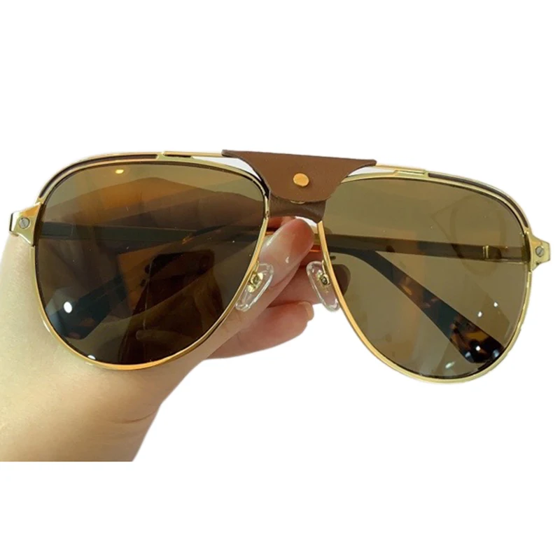 Men Pilot Sunglasses Fashion New 2020 Brand Classic With Leather Mirror Sun Glasses UV400 gafas de sol
Men Pilot Sunglasses Fashion New 2020 Brand Classic With Leather Mirror Sun Glasses UV400 gafas de sol