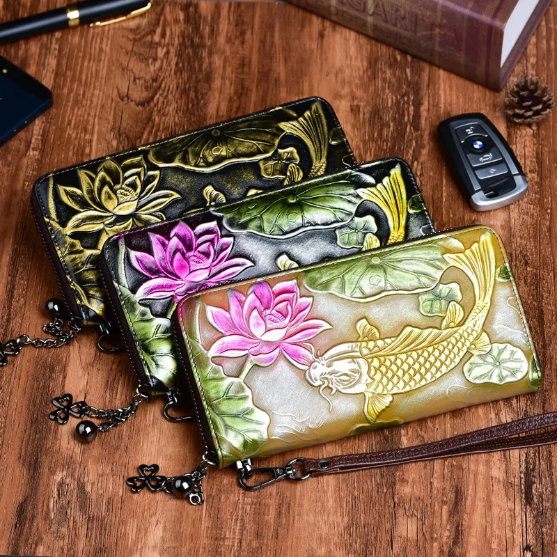 2021 Ladies Wallet Summer Hand Painted Ethnic Style Cow Leather Retro Embossed Long Money Clamp Handhold Bag
2021 Ladies Wallet Summer Hand Painted Ethnic Style Cow Leather Retro Embossed Long Money Clamp Handhold Bag