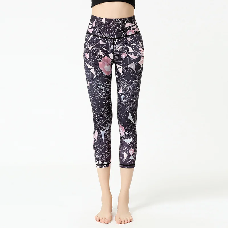 High Quality Leggings Women Tracksuit Capri Pants Tight Waist Gym Breathable Fitness Runing Sport Joggings
High Quality Leggings Women Tracksuit Capri Pants Tight Waist Gym Breathable Fitness Runing Sport Joggings