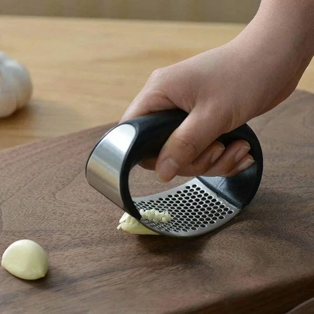 Manual Garlic Press Rocker with Handle Stainless Steel Garlic Crusher Squeezer Slicer Mincer Chopper Kitchen Gadget Tool
Manual Garlic Press Rocker with Handle Stainless Steel Garlic Crusher Squeezer Slicer Mincer Chopper Kitchen Gadget Tool