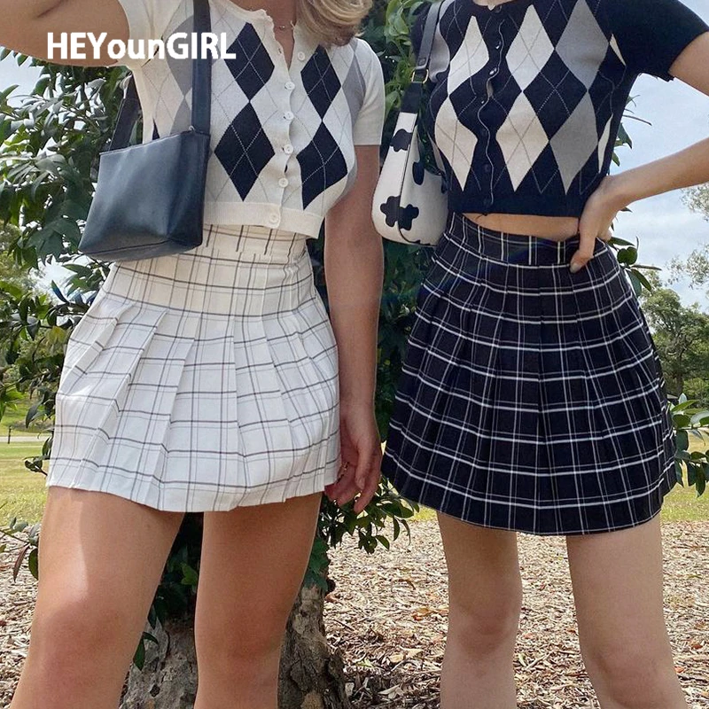 HEYounGIRL Plaid High Waisted Pleated Skirt Casual Checkered Mini Skirts Womens with Shorts Preppy Style Y2K Streetwear Summer
HEYounGIRL Plaid High Waisted Pleated Skirt Casual Checkered Mini Skirts Womens with Shorts Preppy Style Y2K Streetwear Summer