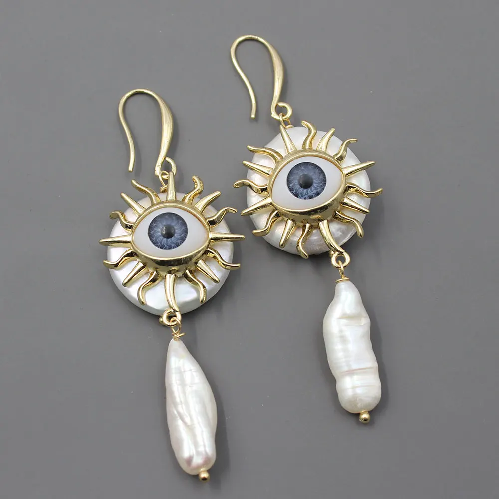 GG Jewelry Cultured White Coin Pearl Biwa Pearl Golden Hook Eye Sun Earrings Handmade For Lady Fashion Jewelry
GG Jewelry Cultured White Coin Pearl Biwa Pearl Golden Hook Eye Sun Earrings Handmade For Lady Fashion Jewelry