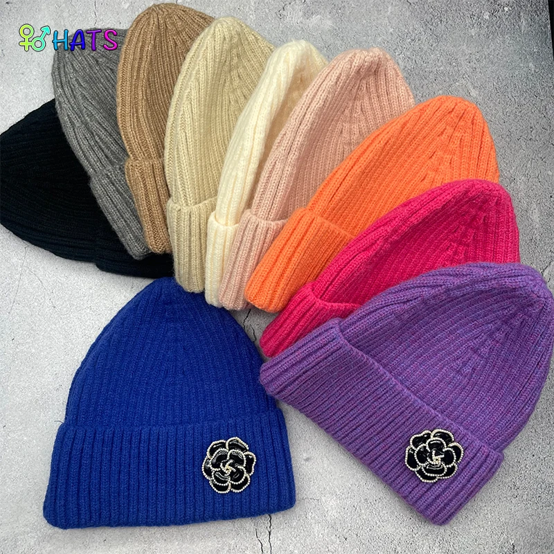 2021 winter all-match knitted hat men and women thickened hooded hat warm woolen hat folding candy color beanie trend
2021 winter all-match knitted hat men and women thickened hooded hat warm woolen hat folding candy color beanie trend