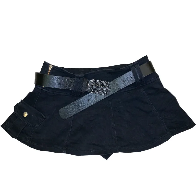 Punk Skull Waistband Denim Culotte Plus size Girls Original Harajuku Low Waist Mini Pant Skirt Solid Black 
Punk Skull Waistband Denim Culotte Plus size Girls Original Harajuku Low Waist Mini Pant Skirt Solid Black