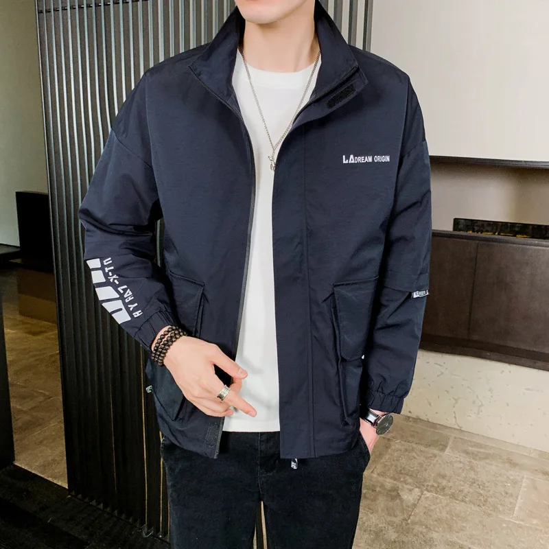 Jacket Men's 2021 Spring New Tops Korean Trend Slim Fit Men's Sports Casual Workwear Boys Jacket 
Jacket Men's 2021 Spring New Tops Korean Trend Slim Fit Men's Sports Casual Workwear Boys Jacket