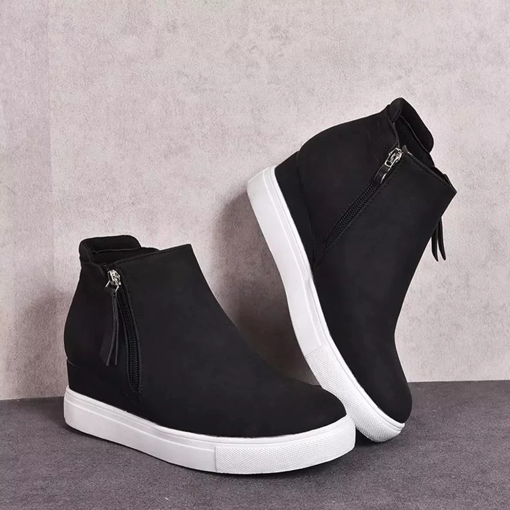 Men's Shoes 
Men's Shoes