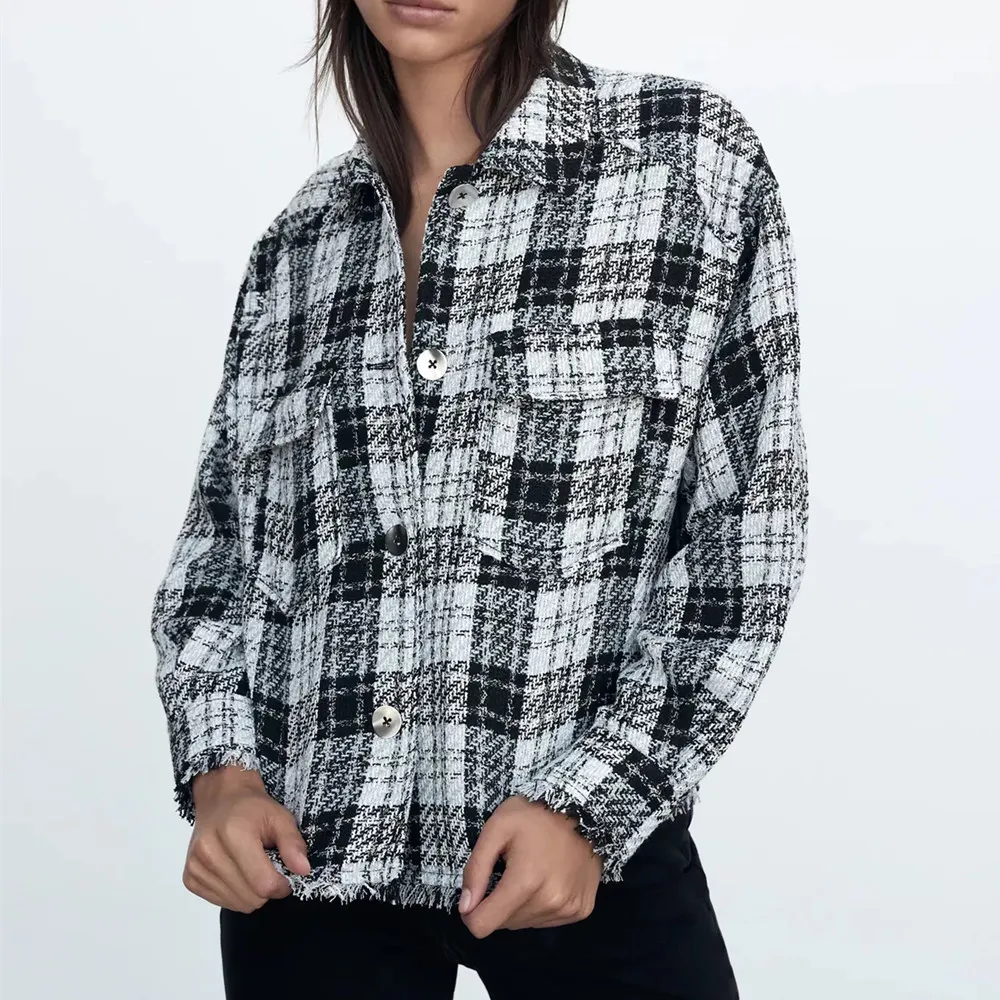 2021 Plaid Overshirts Women Casual Long Sleeve Collared Shirt Coat Autumn Patch Pocket Metal Button Female Tops Chic Clothing
2021 Plaid Overshirts Women Casual Long Sleeve Collared Shirt Coat Autumn Patch Pocket Metal Button Female Tops Chic Clothing