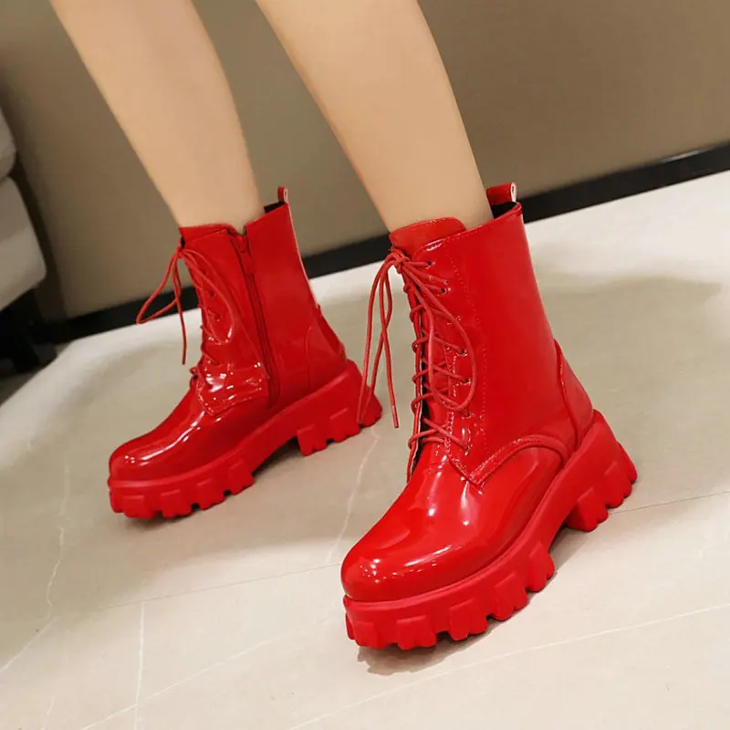 Patent PU leather red designer brand luxury women shoes 2020 lace-up booties woman platform cross-tied female motorcycle boots 
Patent PU leather red designer brand luxury women shoes 2020 lace-up booties woman platform cross-tied female motorcycle boots