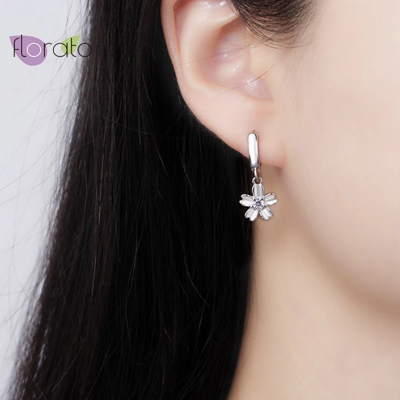 925 Sterling Silver Flower Dangle Earrings Colorful Crystal Floral Hoop Earrings for Women Boucle D'oreille Oorbellen Jewelry
925 Sterling Silver Flower Dangle Earrings Colorful Crystal Floral Hoop Earrings for Women Boucle D'oreille Oorbellen Jewelry