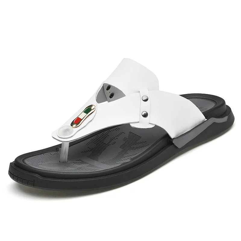 Spring/summer 2021 new men's casual sandals fashion plus size pinch flip flops outdoor breathable beach shoes tide shoes 
Spring/summer 2021 new men's casual sandals fashion plus size pinch flip flops outdoor breathable beach shoes tide shoes