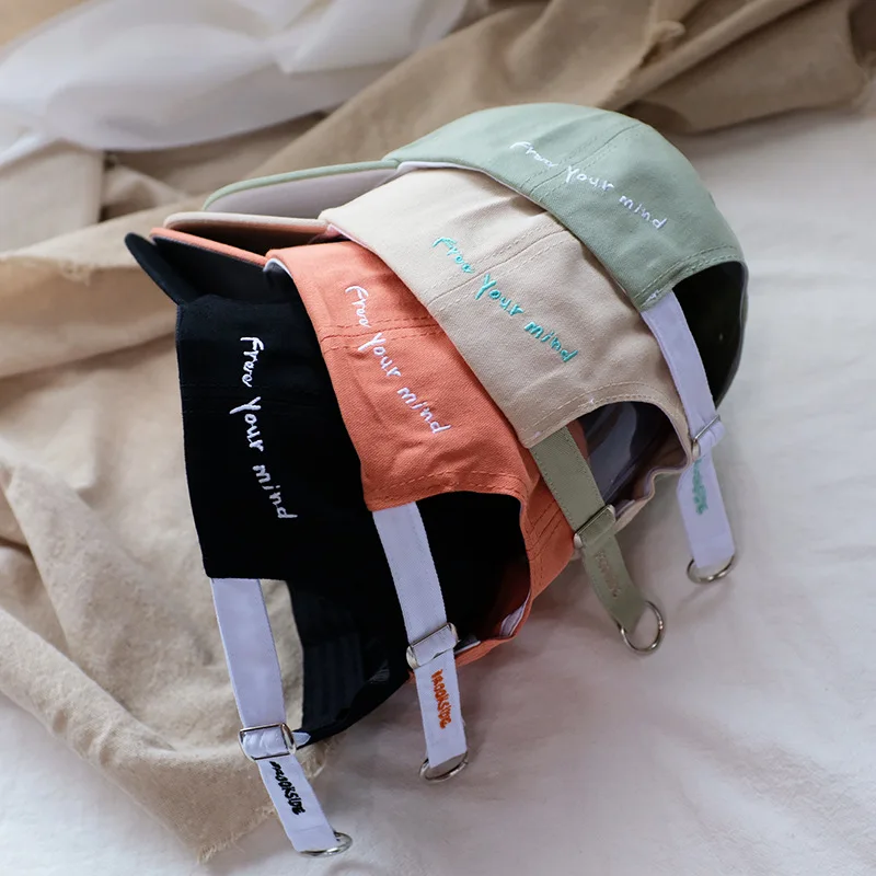 Новинка 2021, бейсболка, зеркальная летняя модная кепка с козырьком, Повседневная Снэпбэк Кепка для мальчиков и девочек, шапки в стиле хип-хоп
Новинка 2021, бейсболка, зеркальная летняя модная кепка с козырьком, Повседневная Снэпбэк Кепка для мальчиков и девочек, шапки в стиле хип-хоп