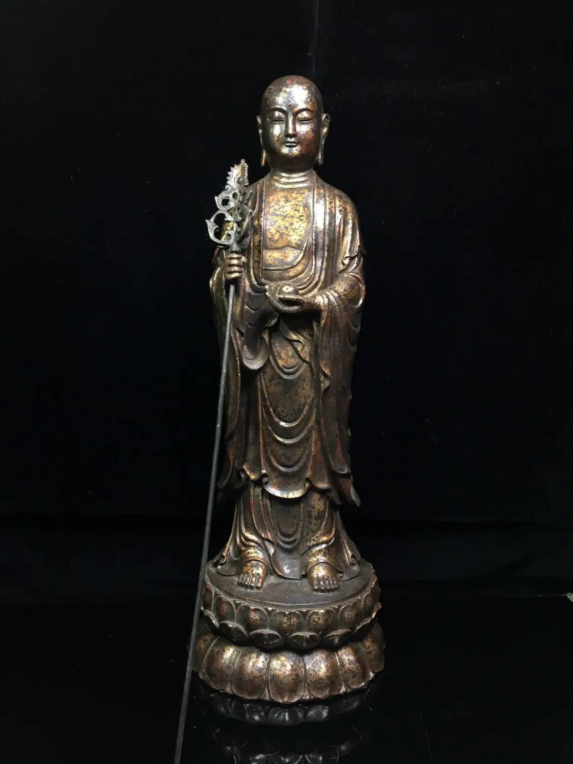 19"Tibetan Temple Collection Old Bronze Ksitigarbha Buddha Quiet consideration is as deep as the ground Amitabha Enshrine
19"Tibetan Temple Collection Old Bronze Ksitigarbha Buddha Quiet consideration is as deep as the ground Amitabha Enshrine