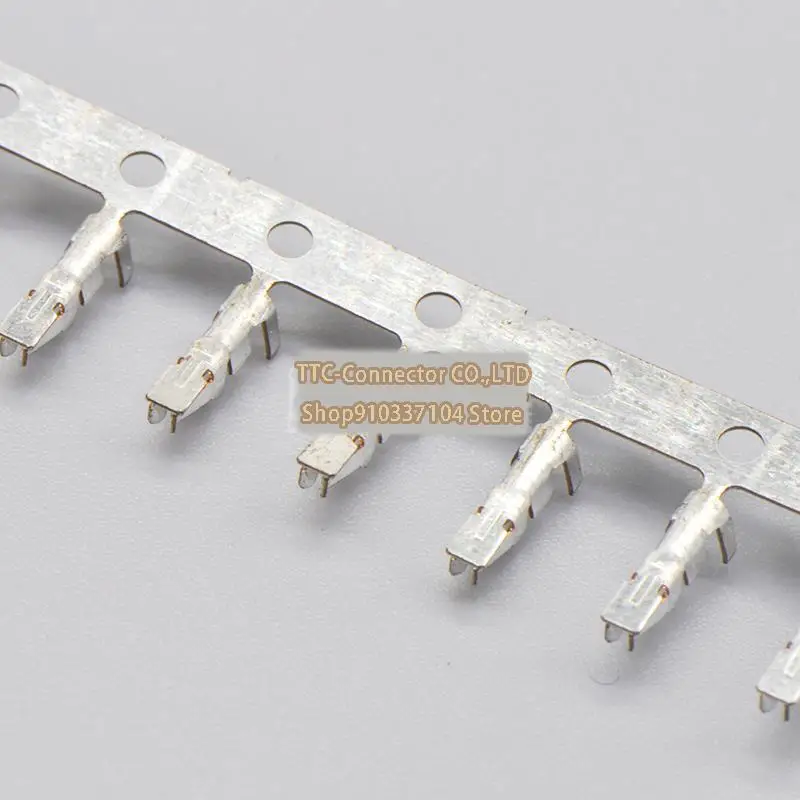 100pcs/lot Connector DF11-2428SCF 100% New and Original
100pcs/lot Connector DF11-2428SCF 100% New and Original