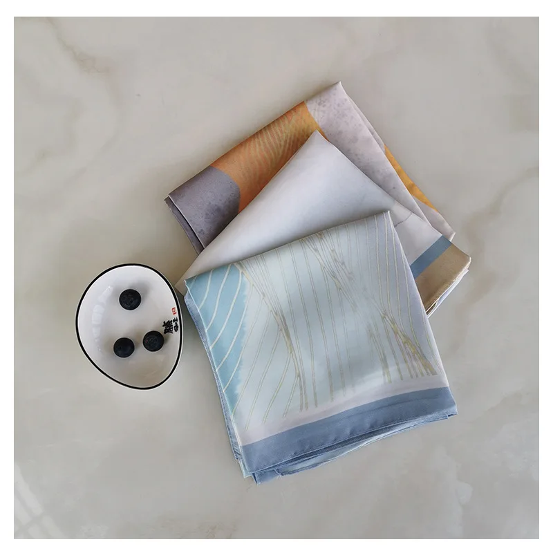 2020 70x70 Ins цифровой многоцелевой женский Шелковый саржевый шарф атласный квадратный галстук повязка на голову женский платок femme полотенце ...
2020 70x70 Ins цифровой многоцелевой женский Шелковый саржевый шарф атласный квадратный галстук повязка на голову женский платок femme полотенце ...