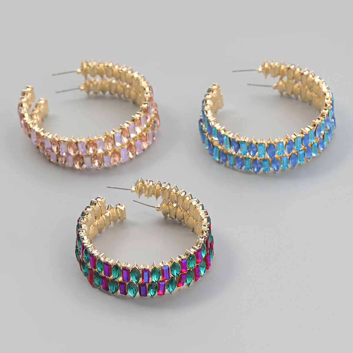 2021 Exaggerated Metal Rhinestone Round Earrings Castle Banquet Popular Hoop Earrings Women's Charm Statement Earrings
2021 Exaggerated Metal Rhinestone Round Earrings Castle Banquet Popular Hoop Earrings Women's Charm Statement Earrings