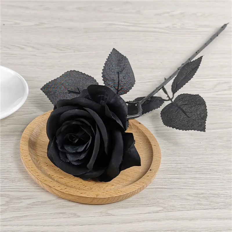 1 pc 50cm Black Rose Artificial Flower Single Branch Flower Home Decor Halloween Christmas Home Party Simulation Silk Flowers
1 pc 50cm Black Rose Artificial Flower Single Branch Flower Home Decor Halloween Christmas Home Party Simulation Silk Flowers