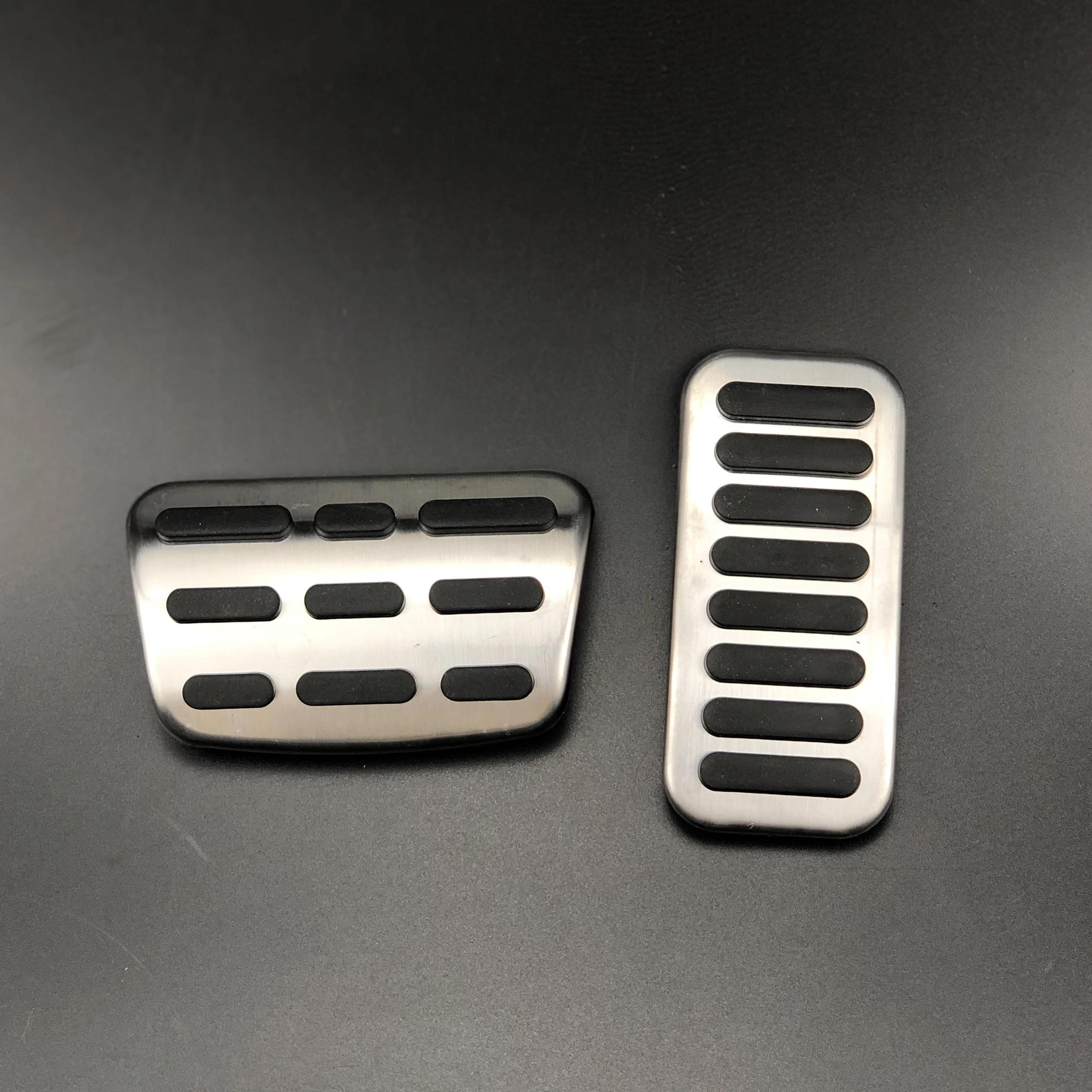 2021 Gas Fuel Brake Pedal Pads Cover for Hyundai Elantra i30 Kona /for Kia Forte 2018-2019 auto Accessories Car Styling
2021 Gas Fuel Brake Pedal Pads Cover for Hyundai Elantra i30 Kona /for Kia Forte 2018-2019 auto Accessories Car Styling