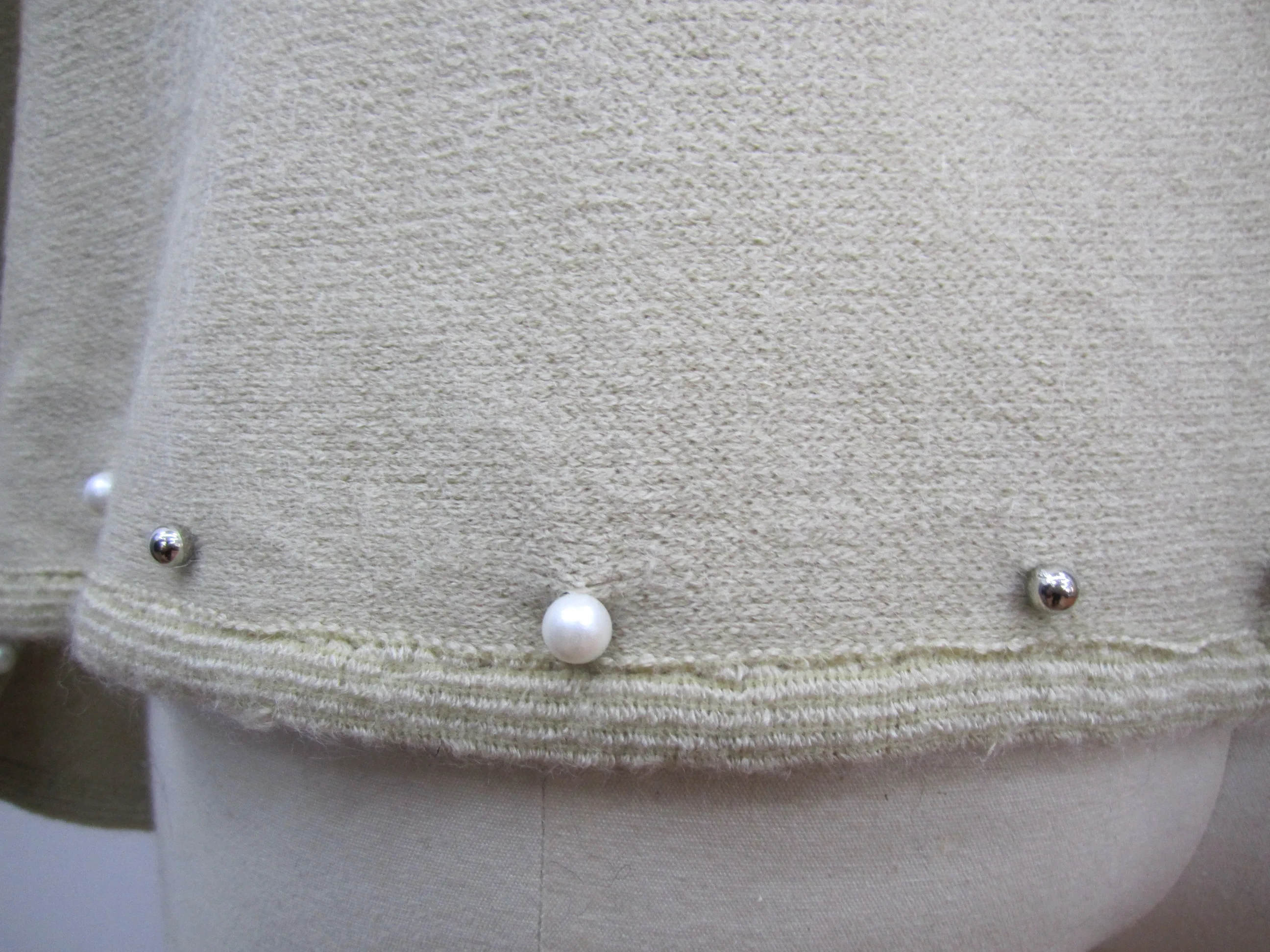 Sanofi Fashion New Design Cloak Warm Shawl Womens Autumn Faux Fur Shawl Cape
Sanofi Fashion New Design Cloak Warm Shawl Womens Autumn Faux Fur Shawl Cape