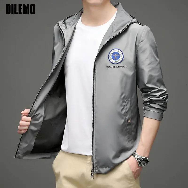 High End New Brand Casual Men Streetwear Windproof Trendy Bomber Jackets Autumn Fashion Hooded Windbreaker Coats Men Clothing
High End New Brand Casual Men Streetwear Windproof Trendy Bomber Jackets Autumn Fashion Hooded Windbreaker Coats Men Clothing