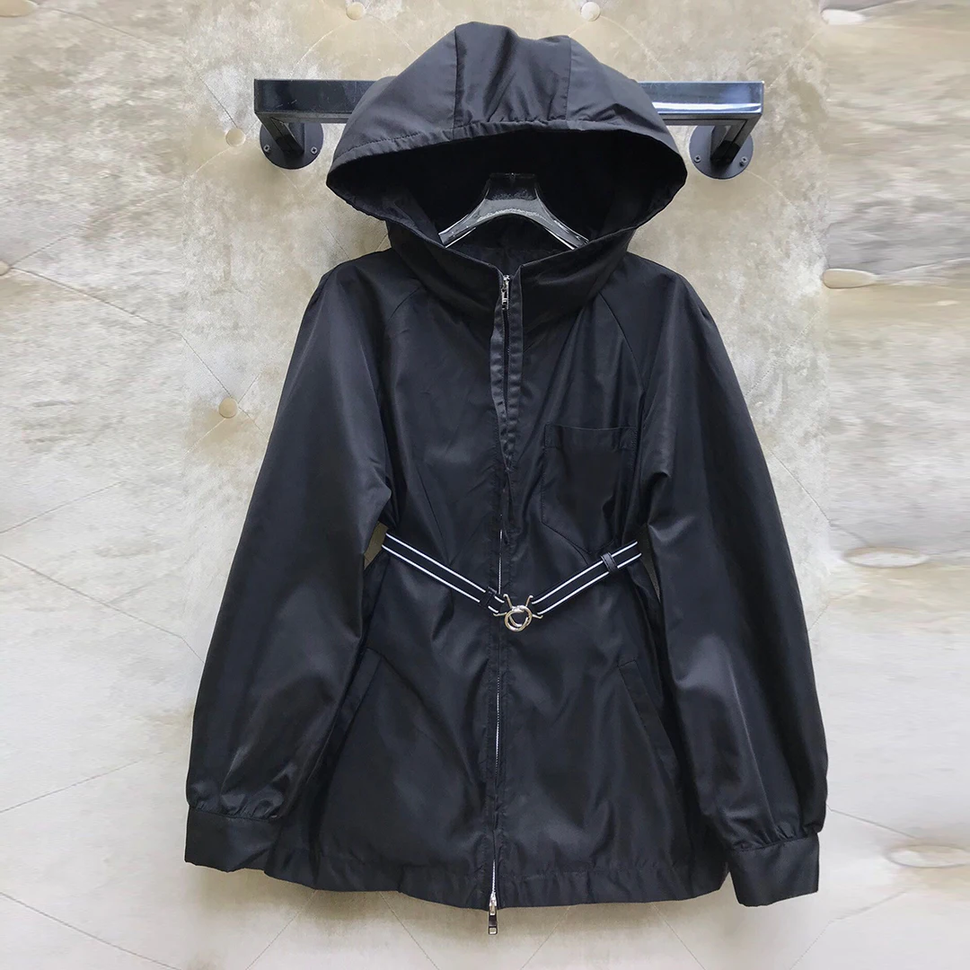 Runway Fashion Lady Solid Color Loose Casual Jackets Women 2020 New Spring Hooded Zipper with Belt Streetwear Jacket Thin Coat
Runway Fashion Lady Solid Color Loose Casual Jackets Women 2020 New Spring Hooded Zipper with Belt Streetwear Jacket Thin Coat