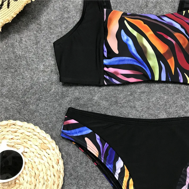 ICNGLKSND Bikinis Set 2021 Swimsuit Women Swimwear High Waist Patchwork Print Bikini Set Biquini Summer Beach Bathing Beachwear
ICNGLKSND Bikinis Set 2021 Swimsuit Women Swimwear High Waist Patchwork Print Bikini Set Biquini Summer Beach Bathing Beachwear