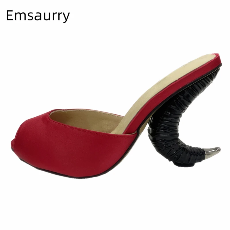 Novelty Horn-shaped Strange Heel Sandals Women Luxury Satin Peep Toe Slingbacks Slip-on Summer Mules For Girls
Novelty Horn-shaped Strange Heel Sandals Women Luxury Satin Peep Toe Slingbacks Slip-on Summer Mules For Girls