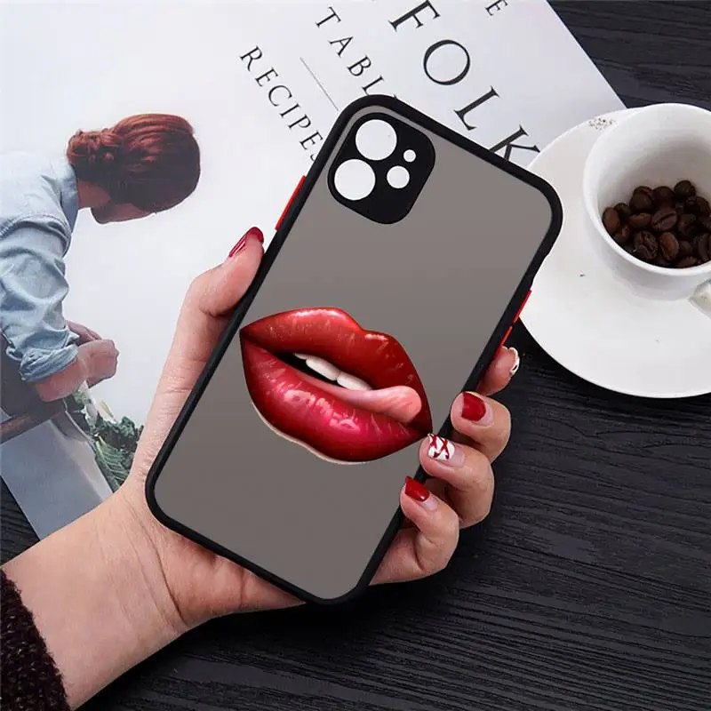 Sexy lady make up Pink Red lips rolling Phone Cases matte transparent For iphone 7 8 11 12 plus mini x xs xr pro max cover
Sexy lady make up Pink Red lips rolling Phone Cases matte transparent For iphone 7 8 11 12 plus mini x xs xr pro max cover