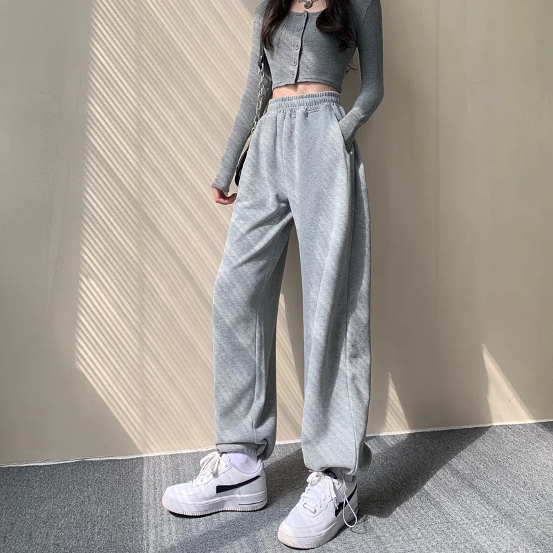 White Pants for Women Spring and Autumn Thin 2021 New Trendy Ins Slimming Versatile Small Loose Tappered Track Sweatpants
White Pants for Women Spring and Autumn Thin 2021 New Trendy Ins Slimming Versatile Small Loose Tappered Track Sweatpants