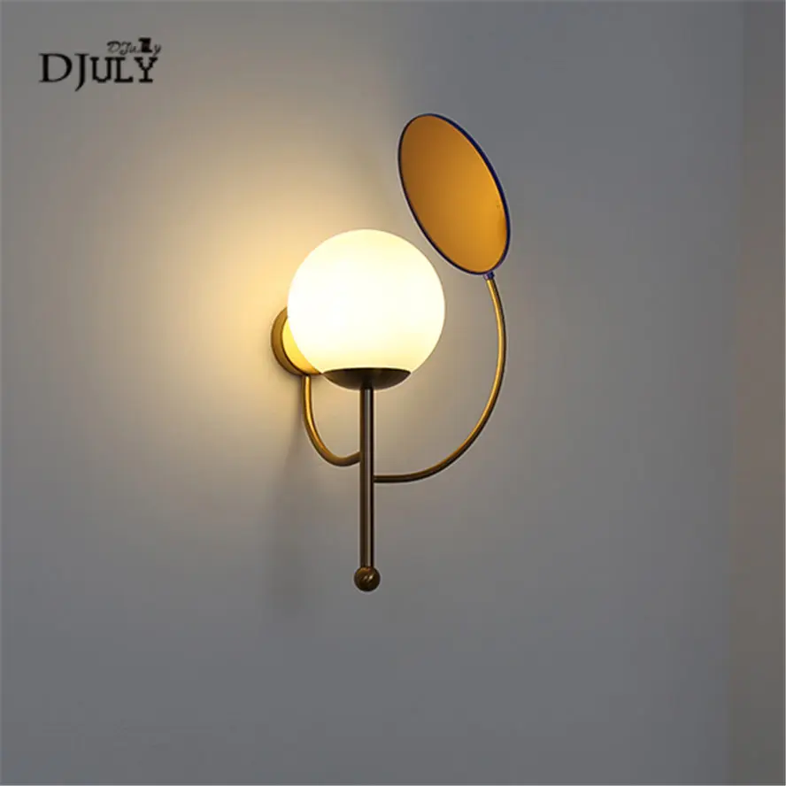 nordic designer Refracting mirror glass ball wall lamp for villa bedroom bedside living room modern indoor led lighting fixtures
nordic designer Refracting mirror glass ball wall lamp for villa bedroom bedside living room modern indoor led lighting fixtures