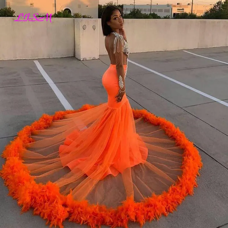 Orange Feathers African Prom Dresses Sheer Deep V-Neck Beaded Mermaid Evening Dress Full Sleeves Long Tail Party Gowns Plus Size
Orange Feathers African Prom Dresses Sheer Deep V-Neck Beaded Mermaid Evening Dress Full Sleeves Long Tail Party Gowns Plus Size