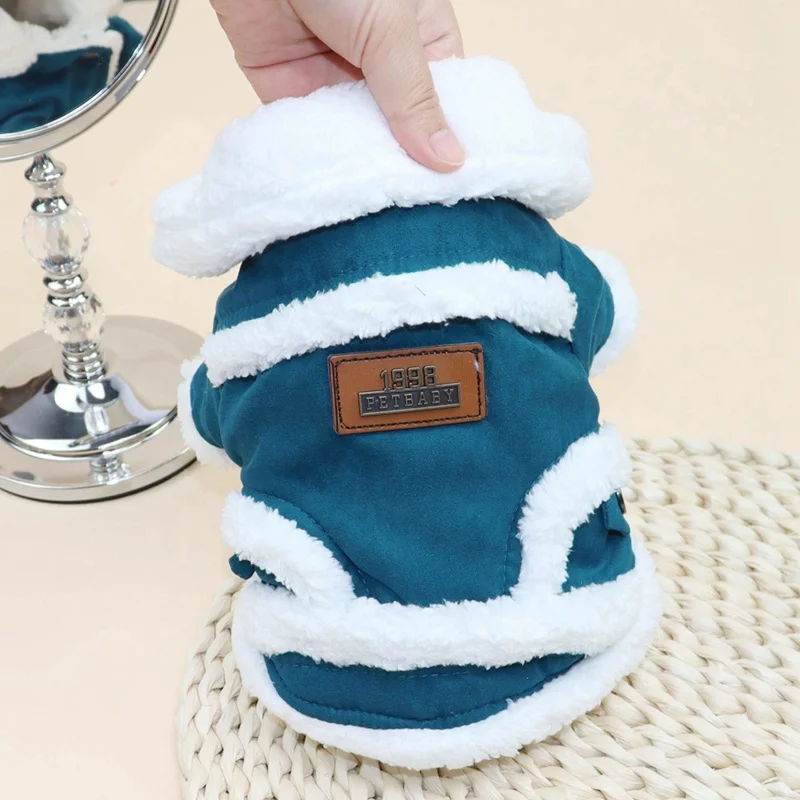 Зимнее пальто для домашних питомцев, одежда, новинка, флисовая куртка из искусственной замши в скандинавском стиле, теплое пальто для собак ...
Зимнее пальто для домашних питомцев, одежда, новинка, флисовая куртка из искусственной замши в скандинавском стиле, теплое пальто для собак ...