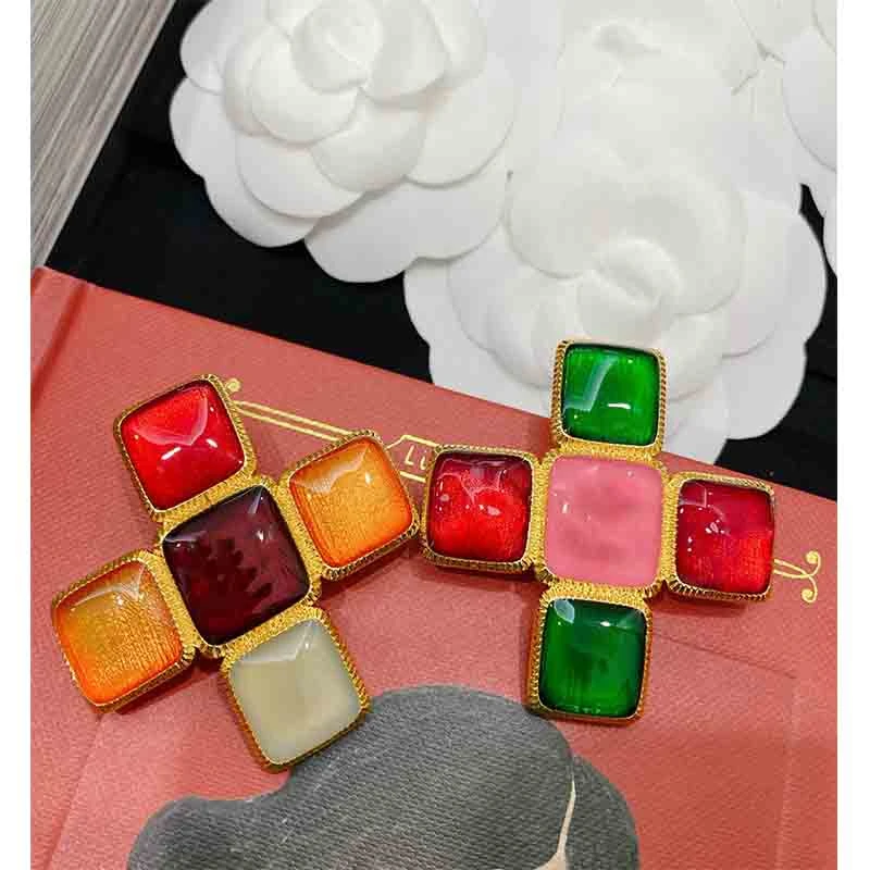 For 2021 Brooches Women Newest Style Cross Brooch Two Style Vintage Classical Women Accessories
For 2021 Brooches Women Newest Style Cross Brooch Two Style Vintage Classical Women Accessories