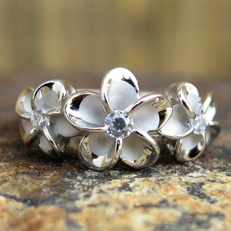 Huitan Romantic Flower Rings for Girls Fashion Accessories Dance Party Daily Wearable Stylish Finger Ring Hot Sale Women Jewelry
Huitan Romantic Flower Rings for Girls Fashion Accessories Dance Party Daily Wearable Stylish Finger Ring Hot Sale Women Jewelry