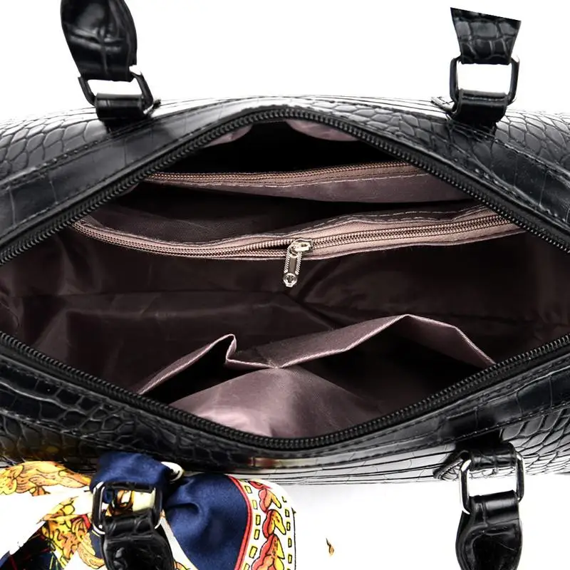 Luxury Alligator Handbags Women Shoulder Bags Designer Female Leather Handbags Ladies Hand Bags Vintage Boston Bag High Quality
Luxury Alligator Handbags Women Shoulder Bags Designer Female Leather Handbags Ladies Hand Bags Vintage Boston Bag High Quality