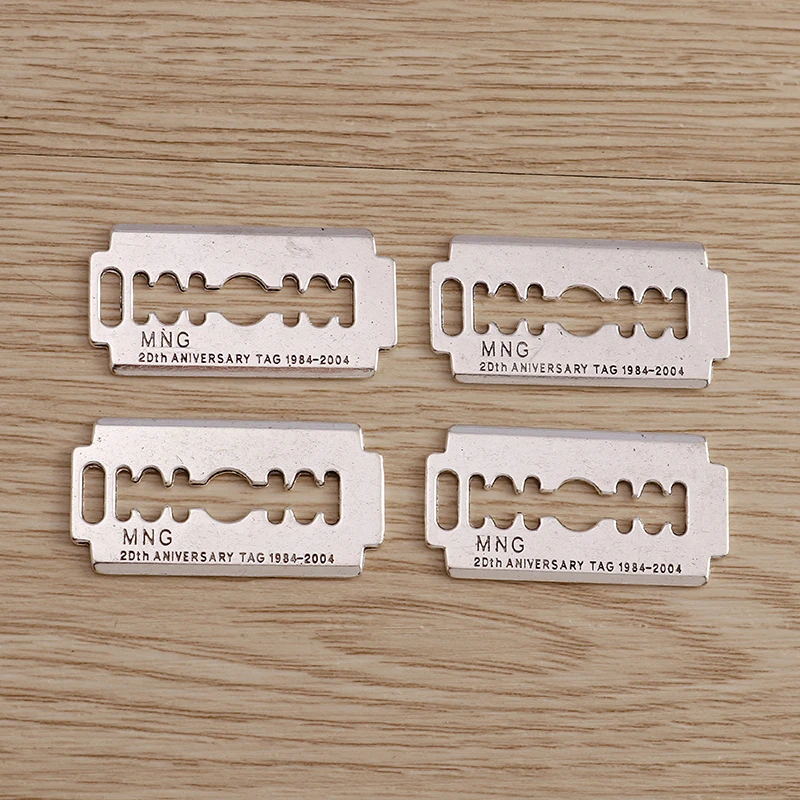 5pcs 36*17mm Razor Blade Charms Pendants Jewelry Making DIY Handmade Craft Silver Color Charms Fit Necklaces Earrings Findings
5pcs 36*17mm Razor Blade Charms Pendants Jewelry Making DIY Handmade Craft Silver Color Charms Fit Necklaces Earrings Findings
